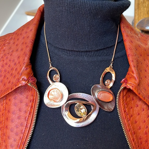 STATEMENT ROSE GOLD FASHION NECKLACE - Picture 8 of 16